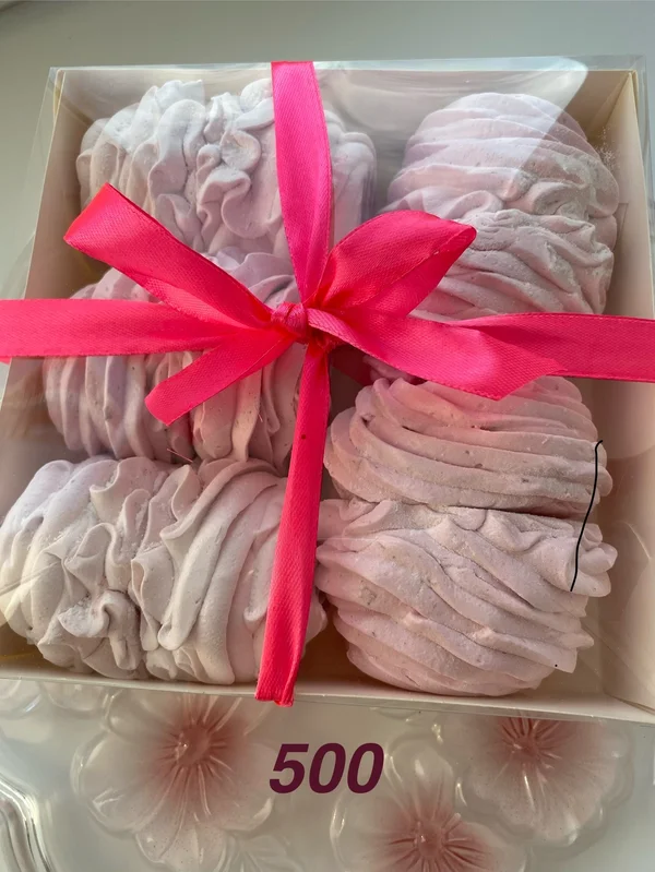 Зефирные завитки и тюльпаны