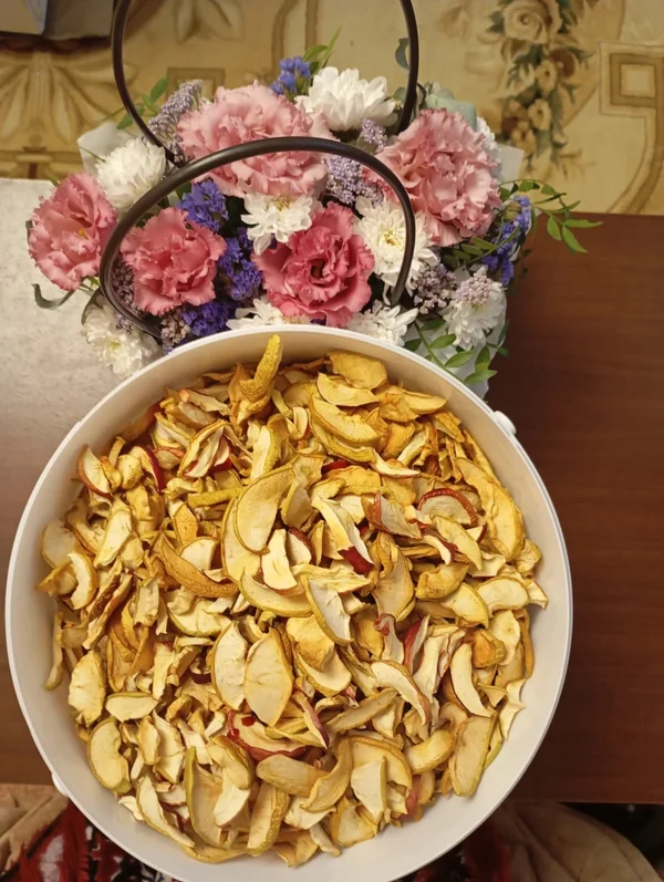 Сушёные домашние яблоки
