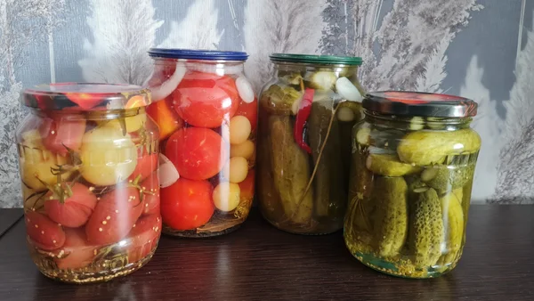 Маринованные огурцы