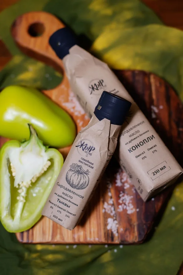 Масло из сырых семечек и орехов холодного отжима