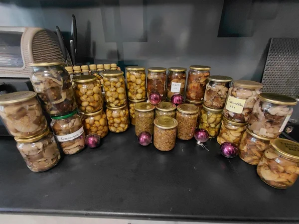 ВЕШЕНКА ЛЕСНАЯ