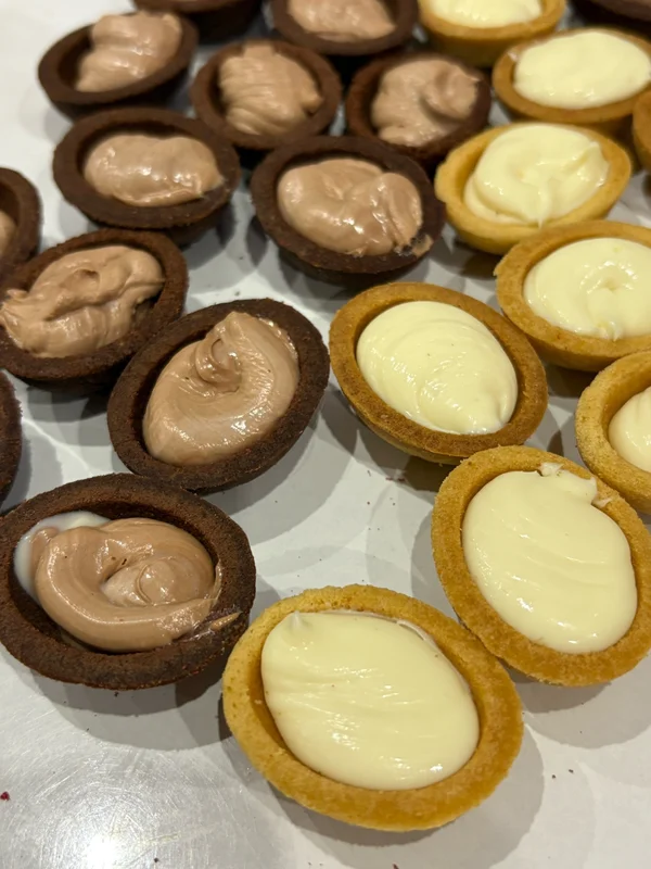 Орешки классические с вареным сгущеным молоком