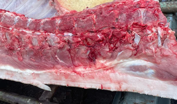 Свинина (четвертинки передней части)