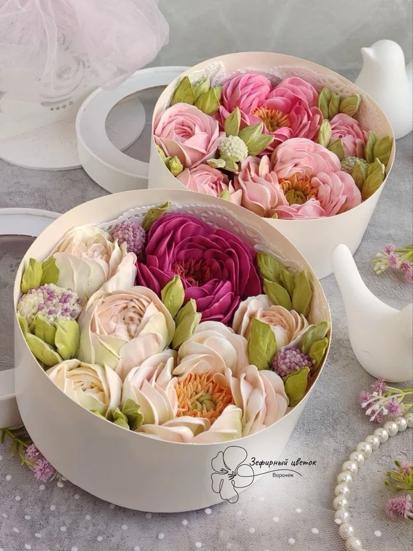 Коробочки с зефирными цветами