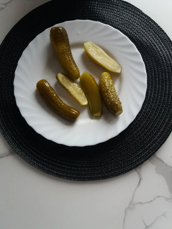 Огурцы