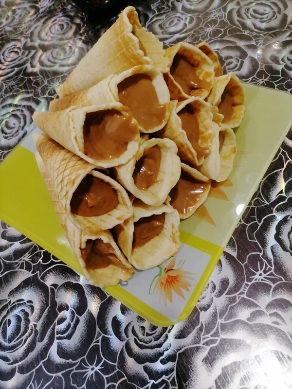 Вафельные трубочки с варёной сгущёнкой