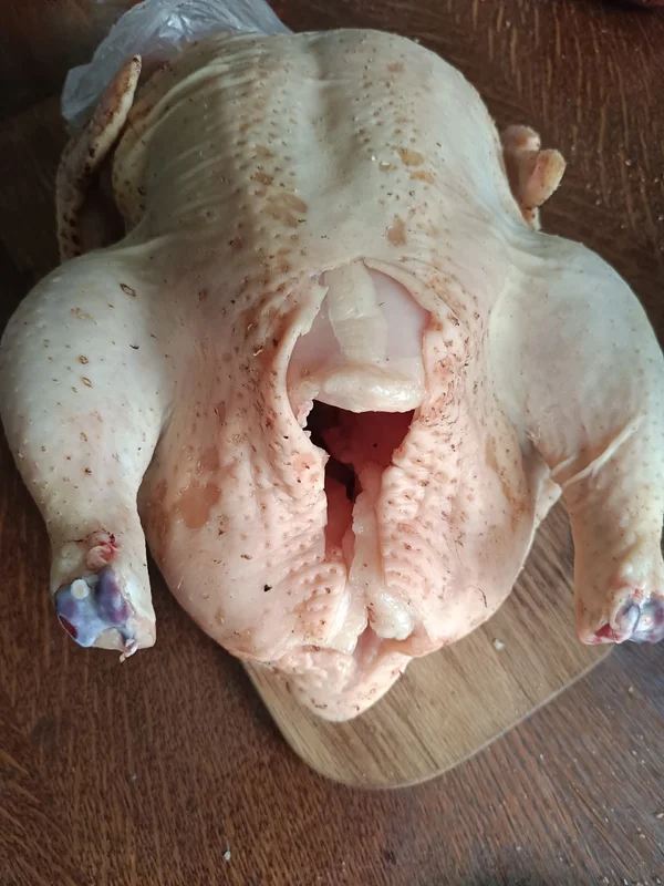 Мясо цыплят бройлерных в тушке