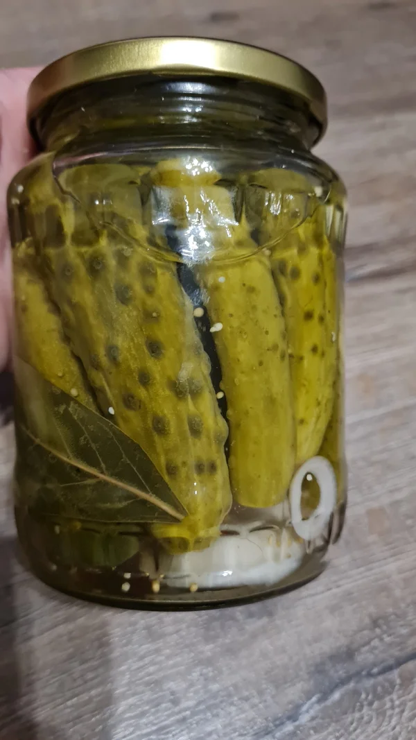 Огурцы