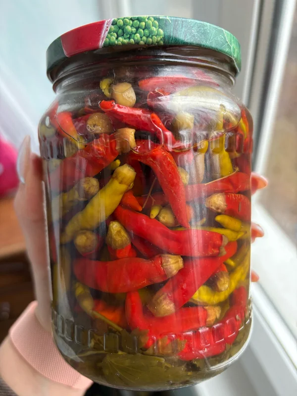 Маринованный острый перчик