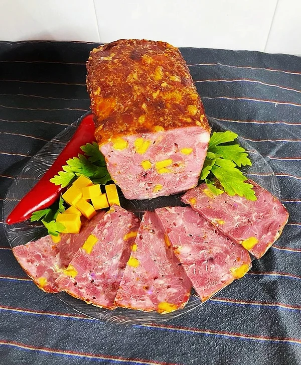 Мясной хлеб с сыром Чеддер