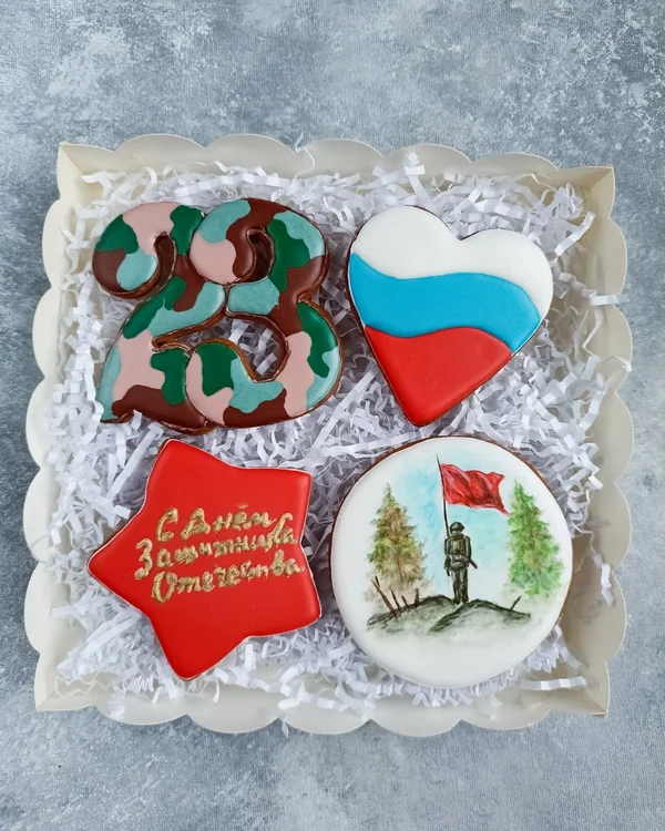 Набор ароматных медовых пряников с ручной росписью