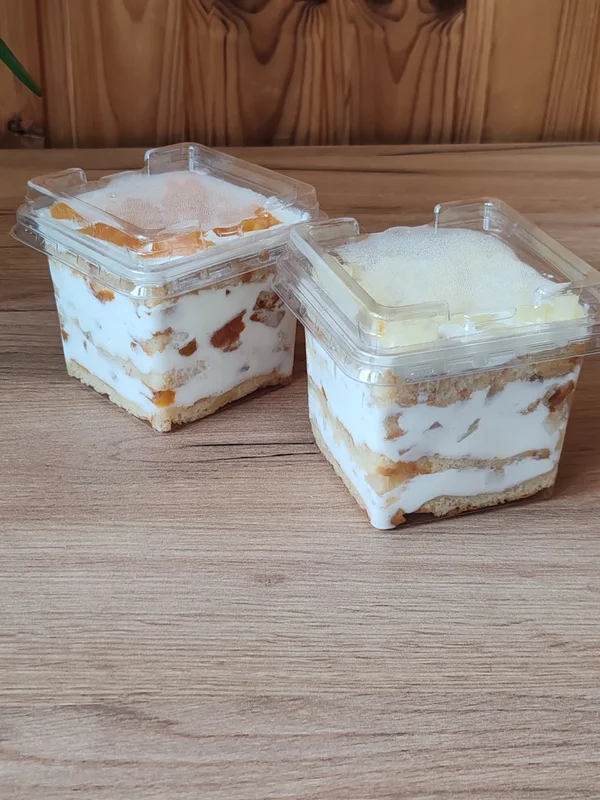 Молочная девочка