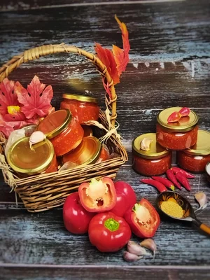 Соус кухмастер со сливами, сладким перцем, чесноком и острым перцем