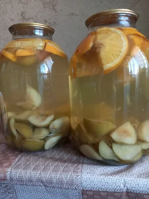 Компот яблочный