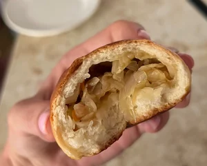 Пирожки с вишней