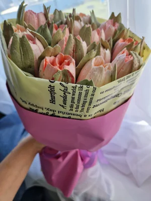 Купольная упаковка с 3-мя тюльпанами