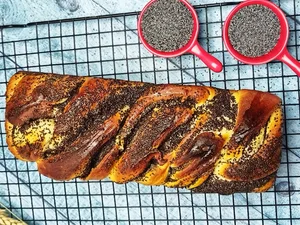 Пирог с ягодами и фруктами