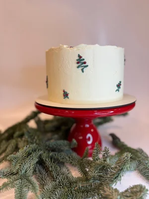 Кукис Красный бархат с клубничным компоте и белым бельгийским шоколадом