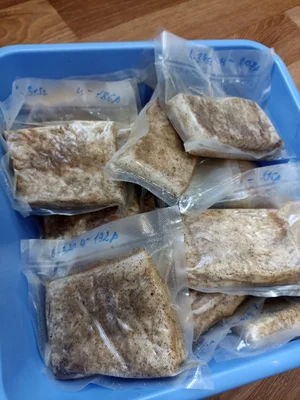 Солёное сало в вакуумной упаковке