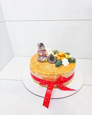 Тортик 2 в 1 (половинка наполеон, половинка медовик)