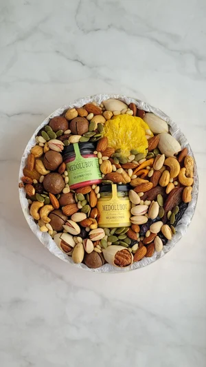 Букеты из сухофруктов