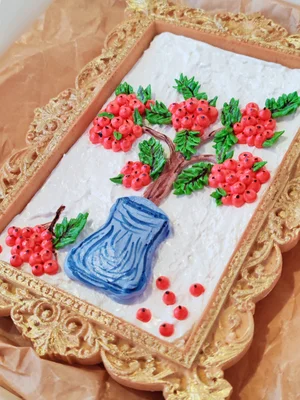 Картины из домашнего яблочного зефира с прослойкой из клубничного джема, в медовых рамках