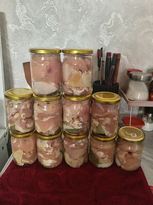 Тушёнка куриная без косточек