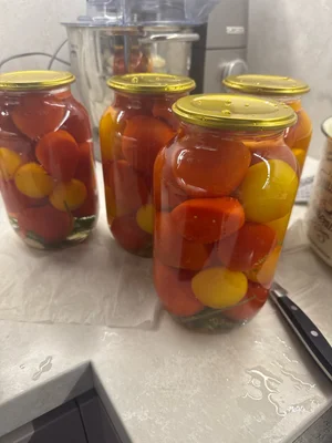 Помидоры крупные