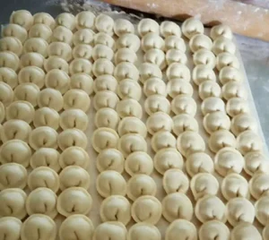 Пельмени с курицей и говядиной