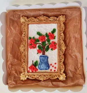 Картины из домашнего яблочного зефира с прослойкой из клубничного джема, в медовых рамках