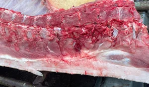 Свинина (четвертинки передней части)