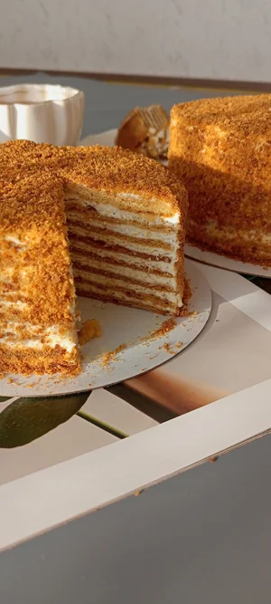 Медовик со сливочно-сметанным кремом