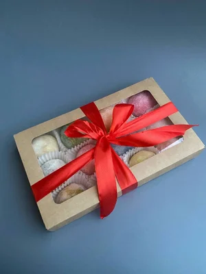 Торт молочная девочка с клубникой