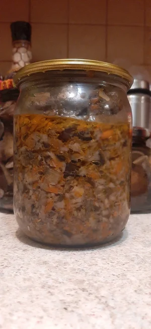 Маринованные подосиновики
