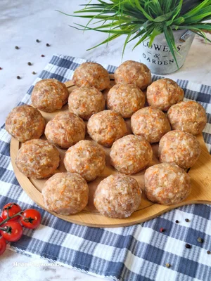Курочка вязанка в беконе с картофелем, грибами и сыром