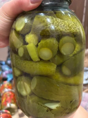 Огурцы маринованные