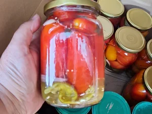 Перец жареный маринованный с чесноком