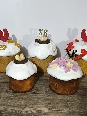 Сдобные дрожжевые куличи