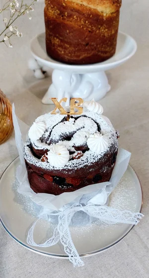 Сдобный кулич на сметане и желтках