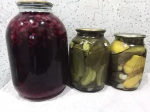 Помидоры мясистые красные и желтые