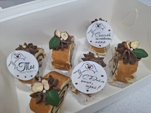 Маффины «Сникерс»