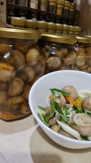 Перец жареный маринованный с чесноком