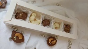 Шоколадки с кешью и воздушным рисом