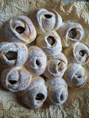 Рогалики со сгущенкой
