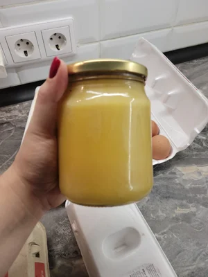 Куриные яйца