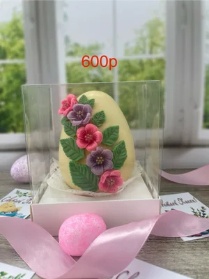 Кулич дрожжевой с изюмом, клюквой, вишней