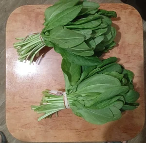 Куриные домашние яйца