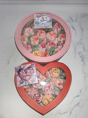 Зефир в коробочке сердце 18 см