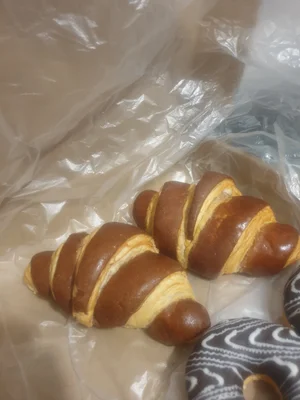 Круасаны с шоколадной начинкой