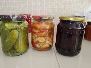 Огурцы + капуста + болгарский перец (салат)